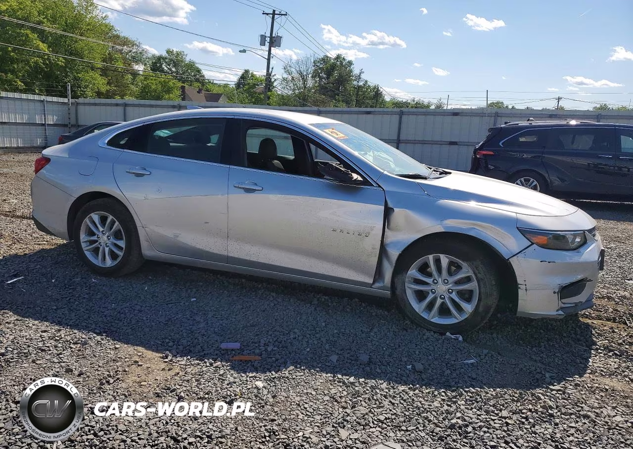 2017 Chevrolet Malibu Lt VIN:1G1ZE5ST5HF183409 - 4