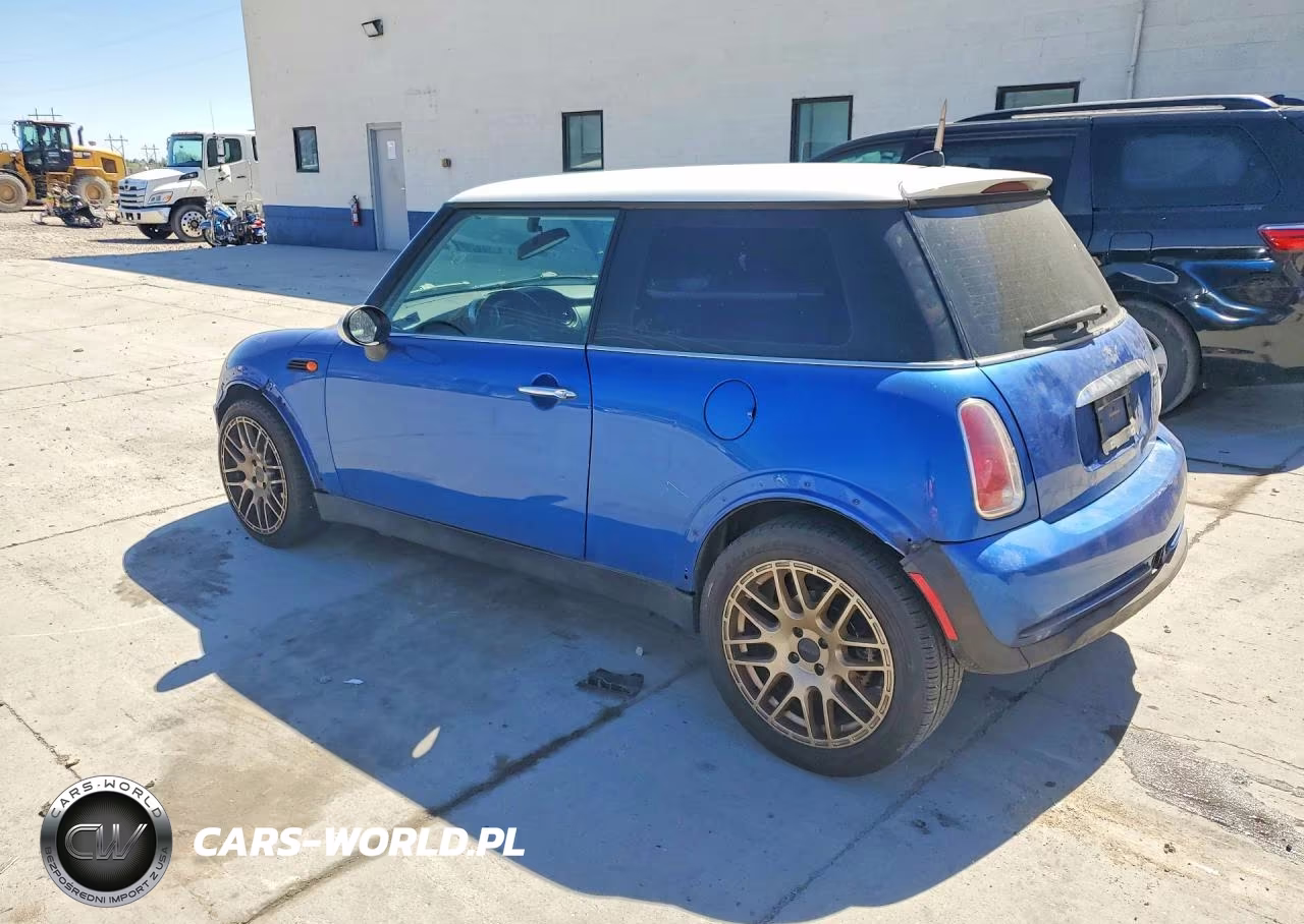 2006 Mini Cooper VIN:WMWRC33596TK73207 - 2