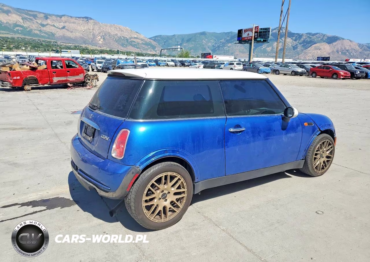 2006 Mini Cooper VIN:WMWRC33596TK73207 - 3