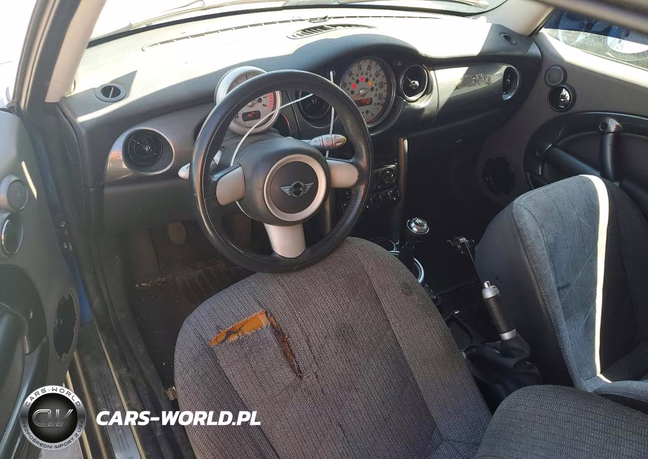 2006 Mini Cooper VIN:WMWRC33596TK73207 - 8