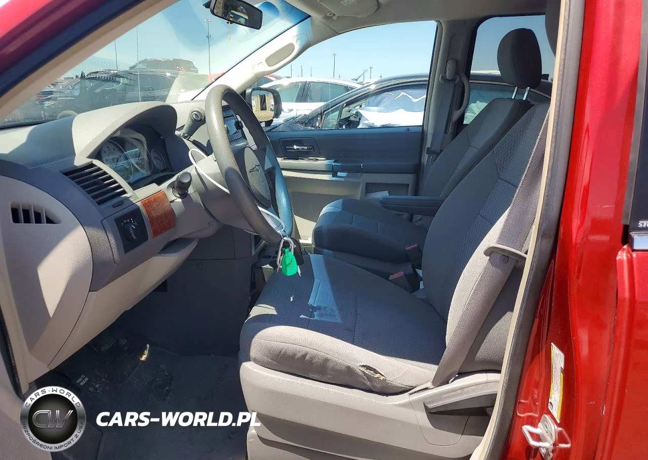 2009 Chrysler Town & Country Lx VIN:2A8HR44E09R529966 - 7