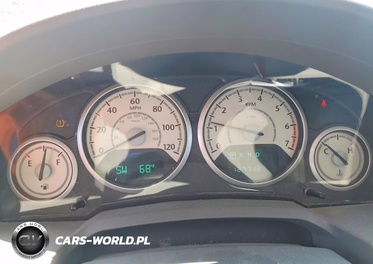 2009 Chrysler Town & Country Lx VIN:2A8HR44E09R529966 - 9