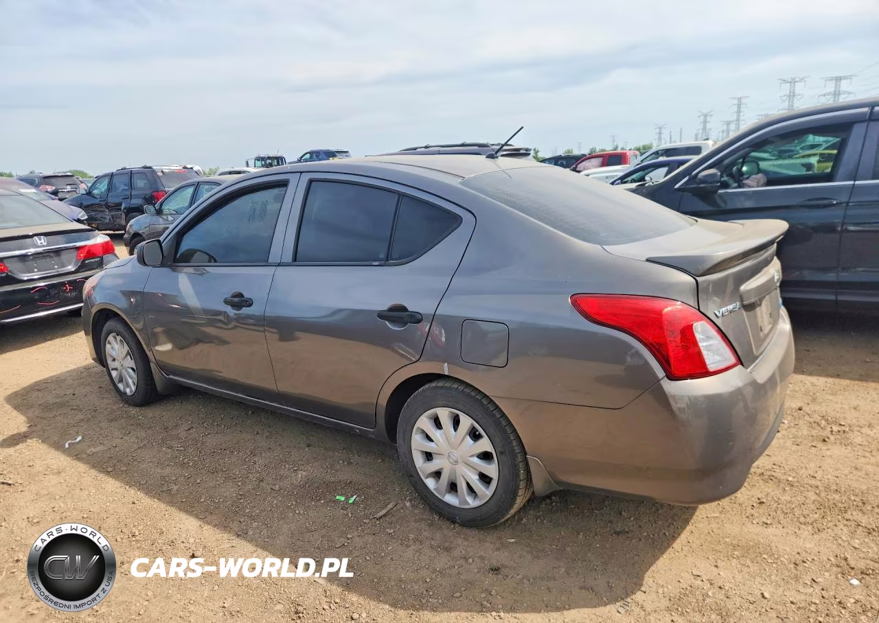 2015 Nissan Versa 1.6 S Plus VIN:3N1CN7AP7FL819928 - 2