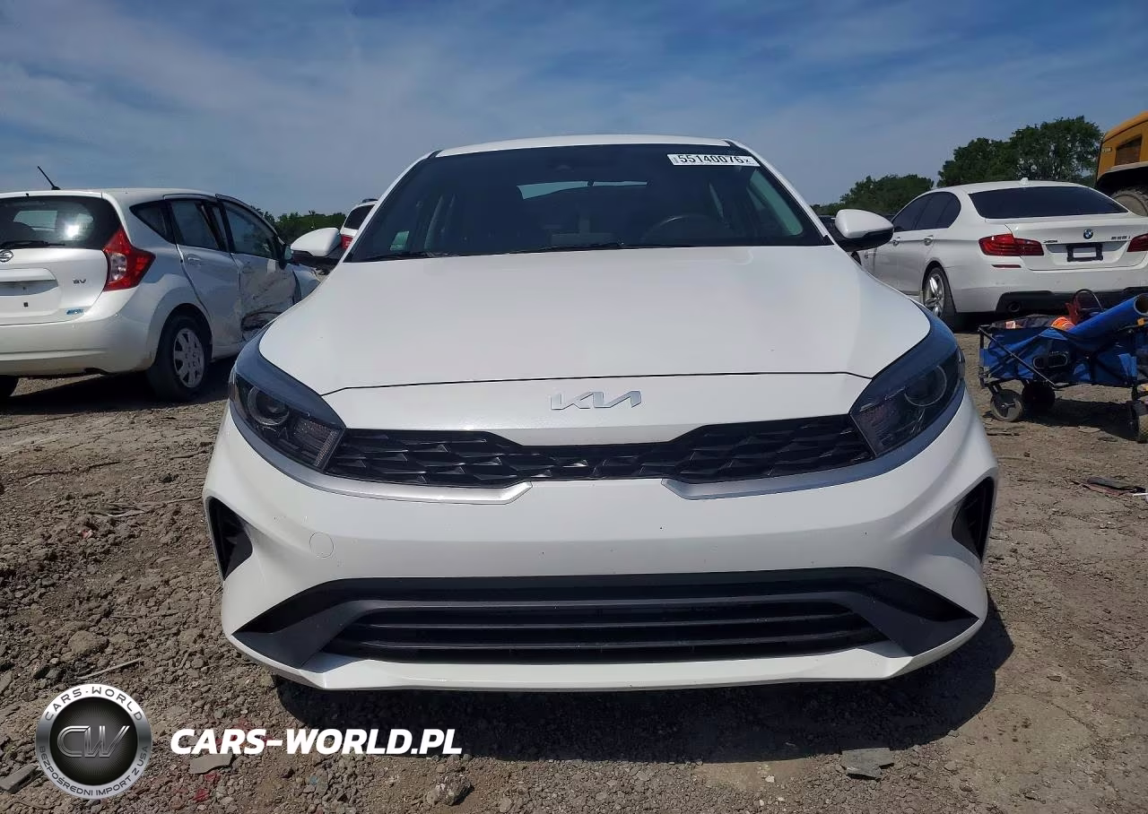 2024 Kia Forte Lxs VIN:3KPF24AD3RE738361 - 5