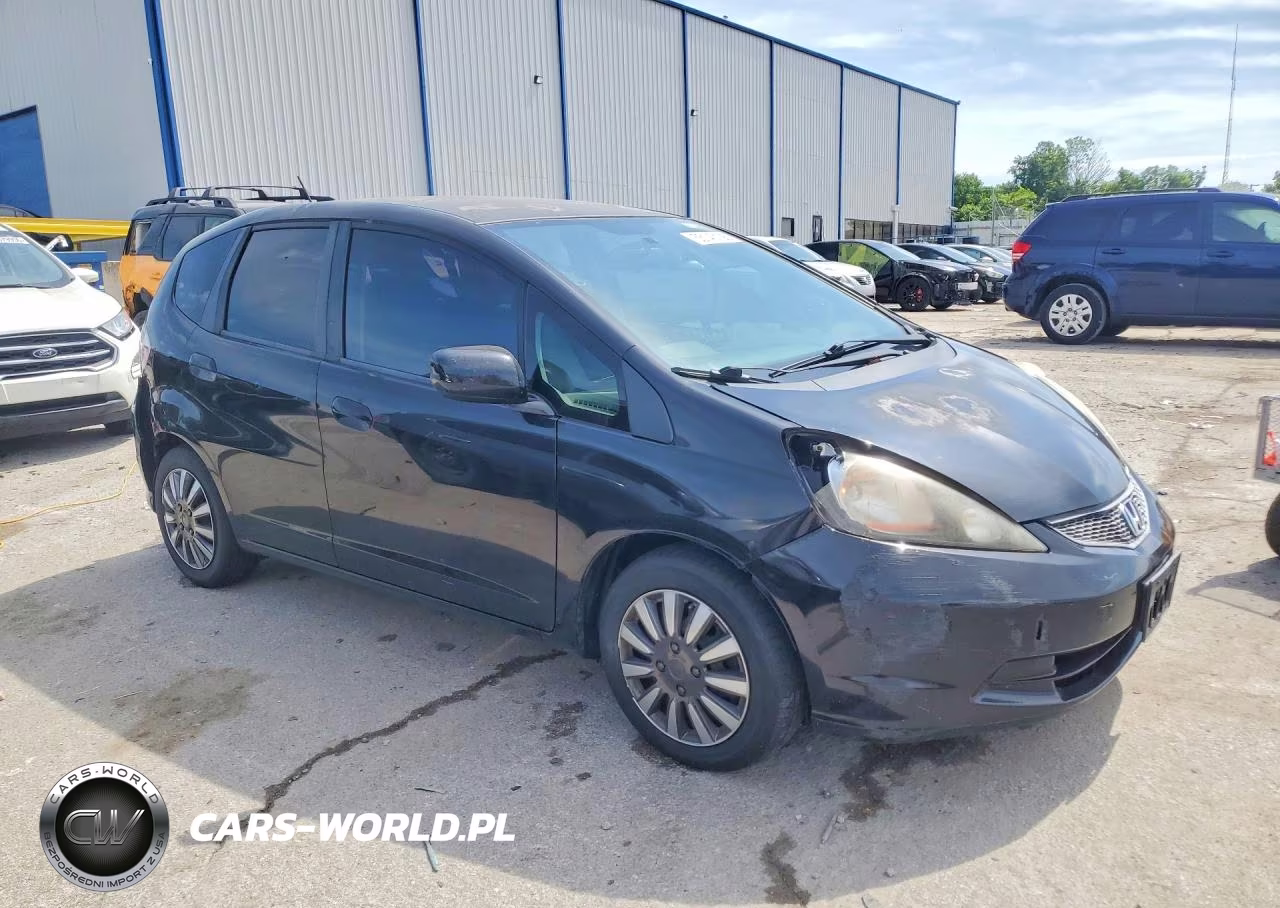 2012 Honda Fit VIN:JHMGE8H34CC030987 - 4