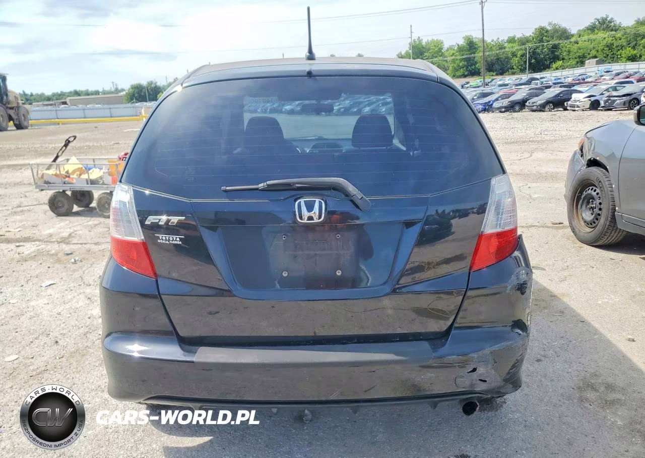 2012 Honda Fit VIN:JHMGE8H34CC030987 - 6