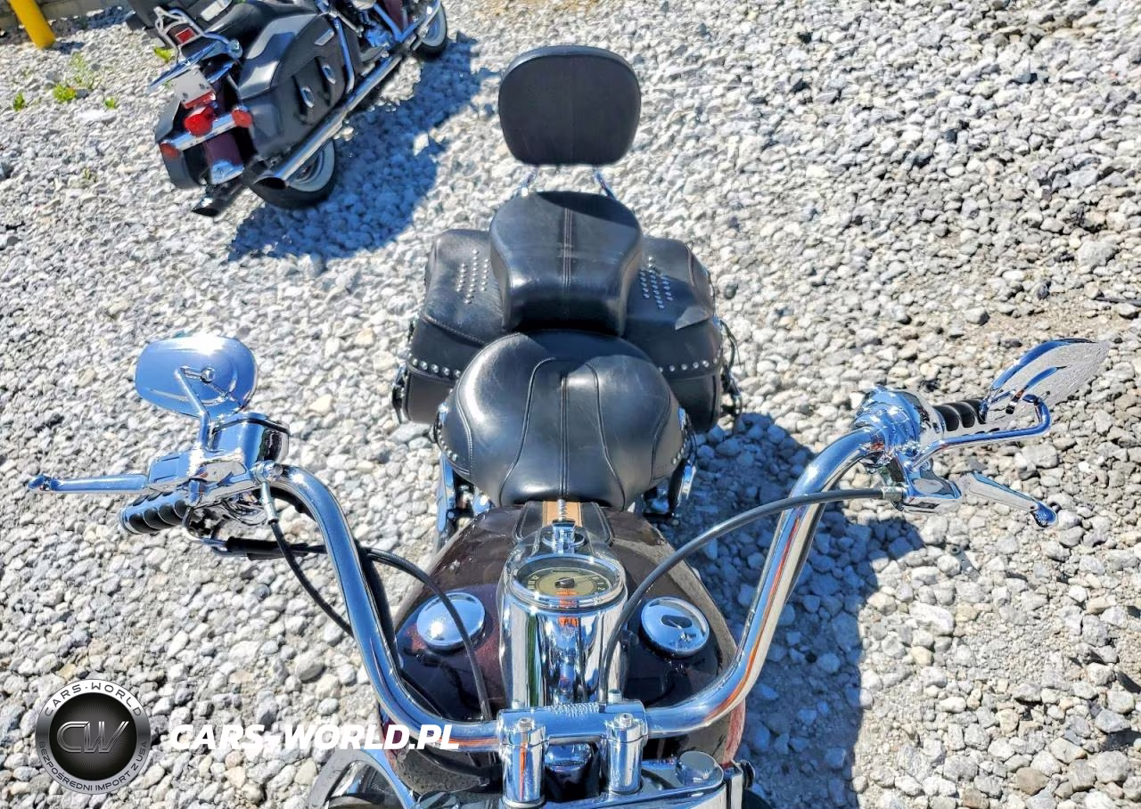 2010 Harley-Davidson Flstc VIN:1HD1BW518AB025767 - 5