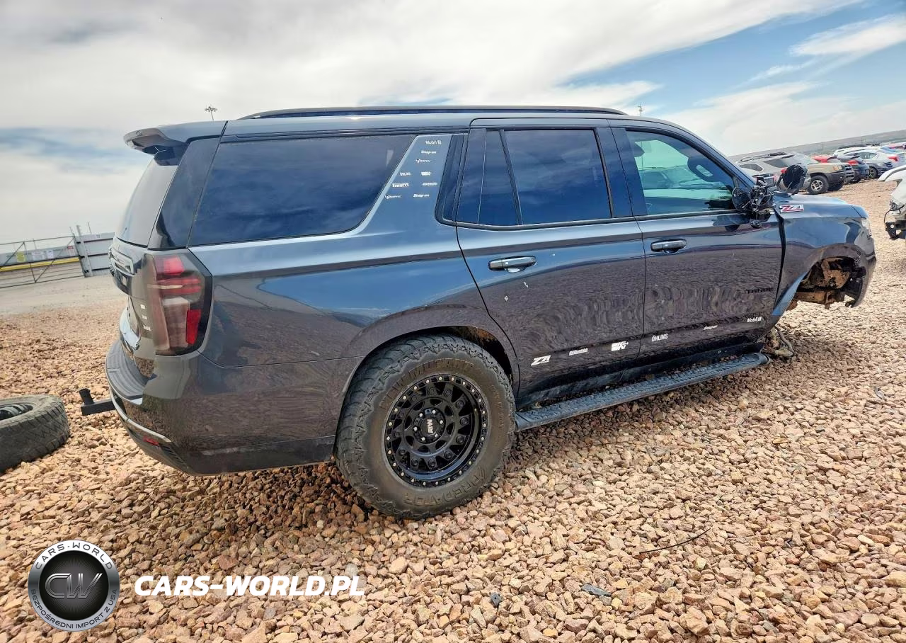 2021 Chevrolet Tahoe K1500 Z71 VIN:1GNSKPKD7MR322347 - 3