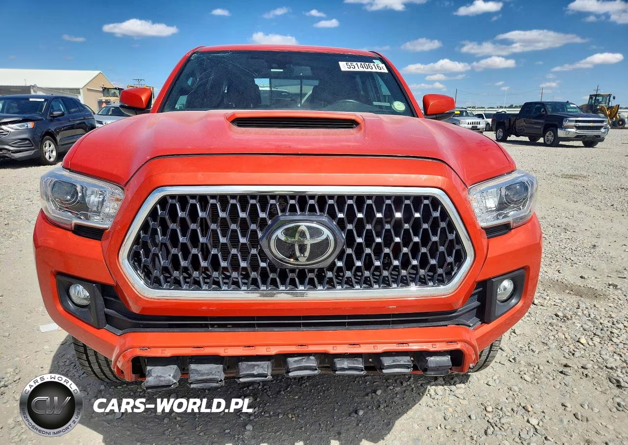 2018 Toyota Tacoma Trd Sport VIN:3TMCZ5ANXJM169368 - 5