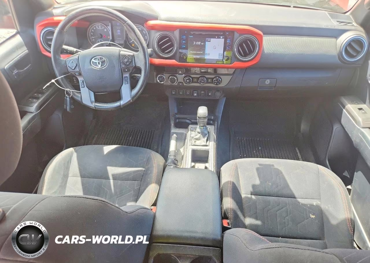 2018 Toyota Tacoma Trd Sport VIN:3TMCZ5ANXJM169368 - 8