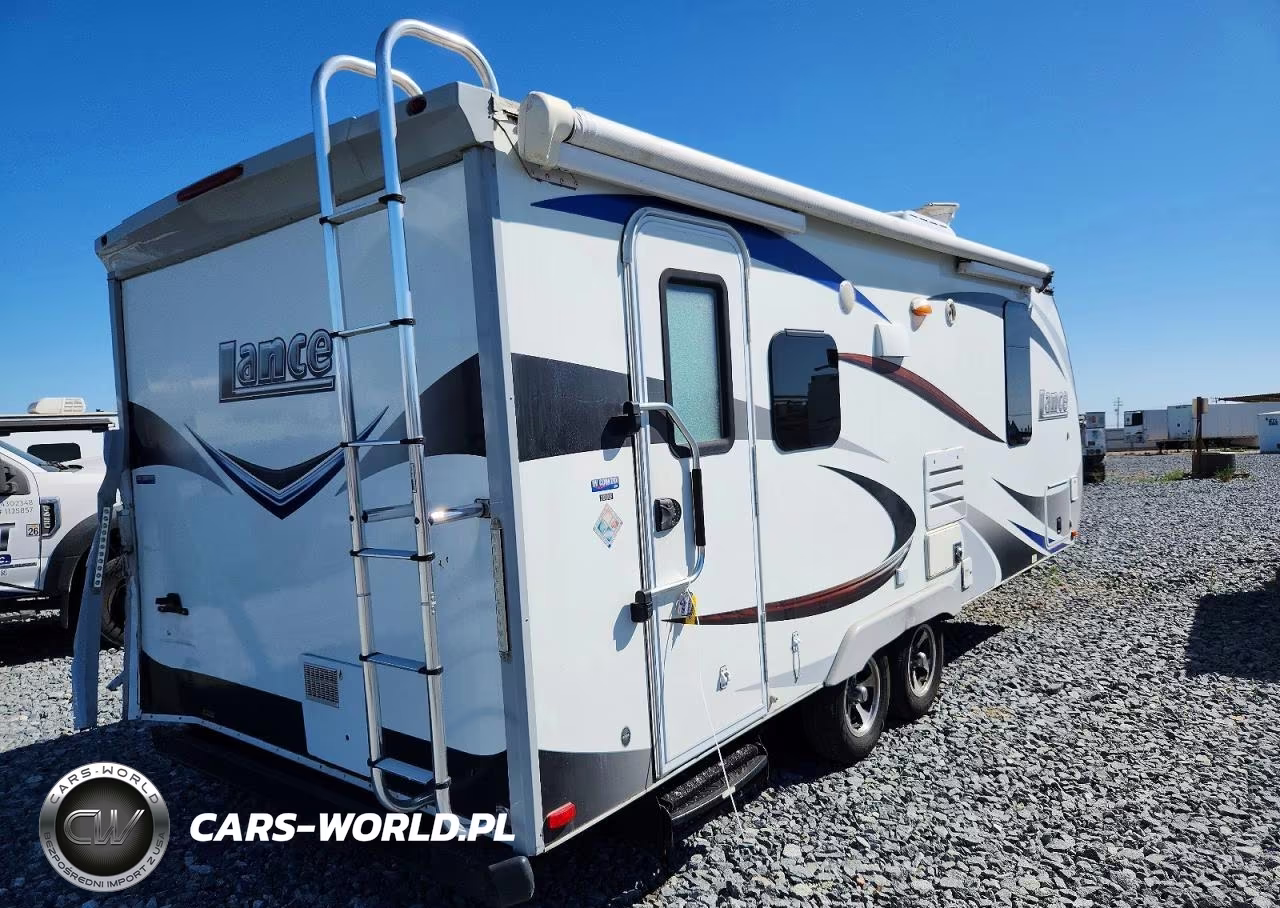 2016 Lance Camper VIN:56YTT1826GL318097 - 4