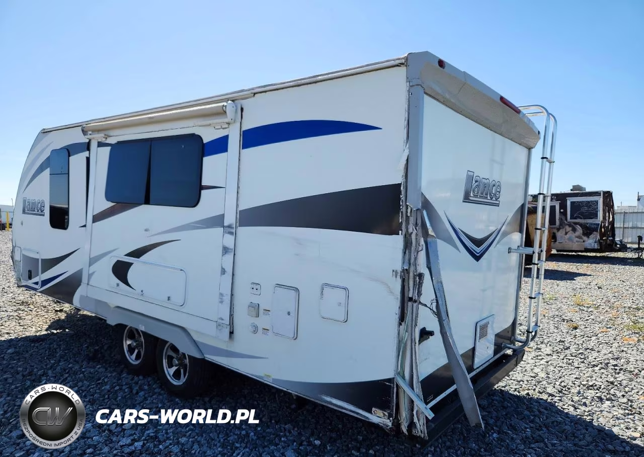 2016 Lance Camper VIN:56YTT1826GL318097 - 9