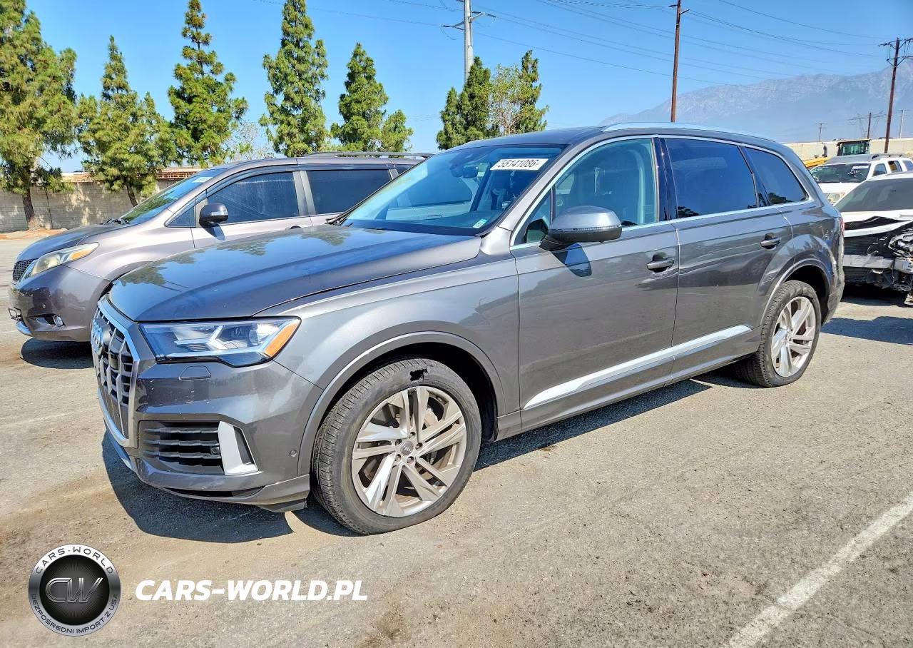 2020 Audi Q7 Premium Plus