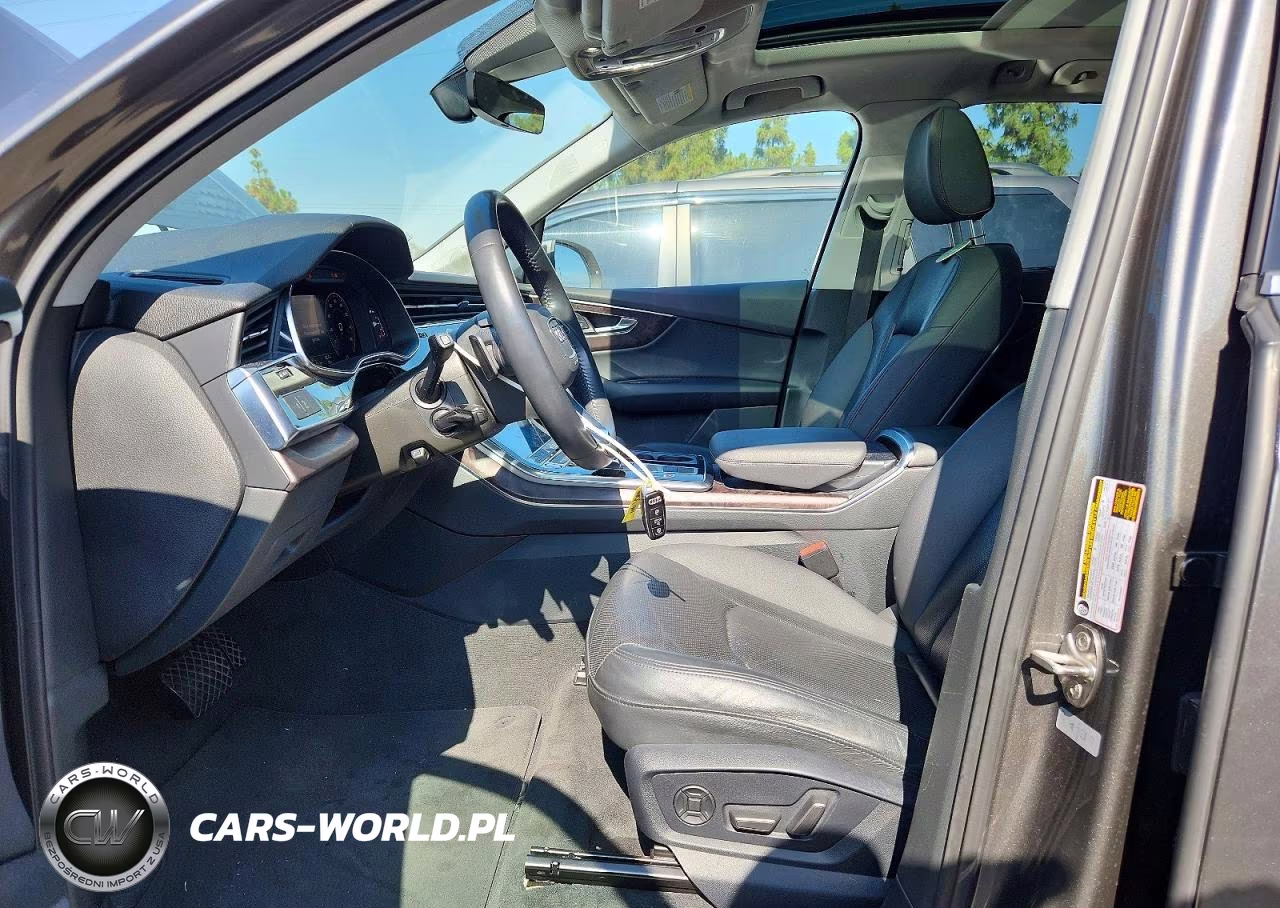 2020 Audi Q7 Premium Plus VIN:WA1LXAF72LD000298 - 7