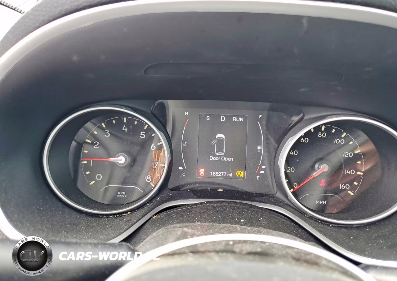 2018 Jeep Compass Sport VIN:3C4NJCAB2JT368642 - 9