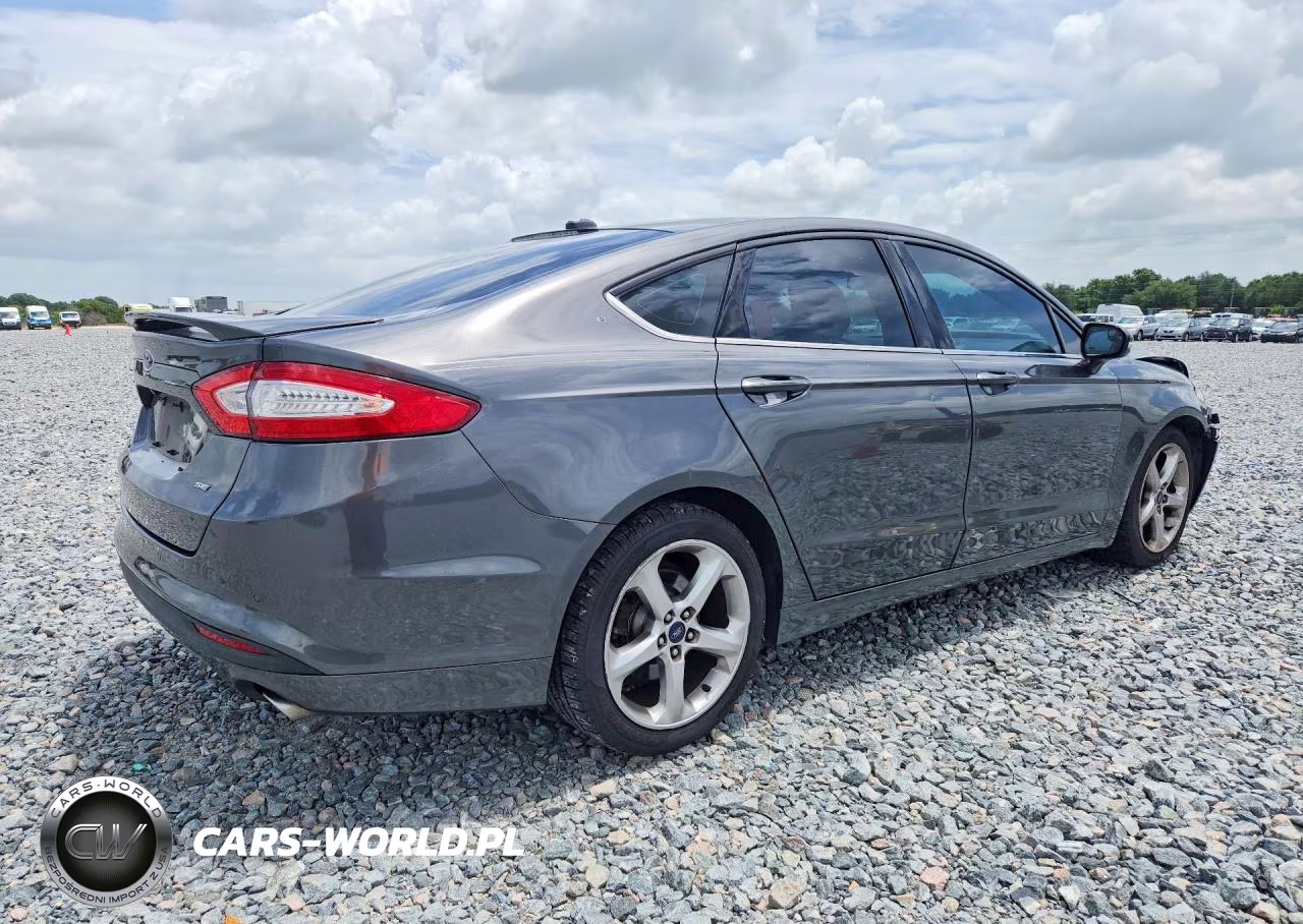 2015 Ford Fusion Se VIN:3FA6P0H71FR102252 - 3