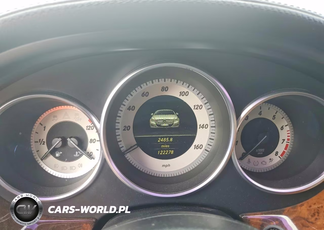 2012 Mercedes-Benz Cls 550 VIN:WDDLJ7DB2CA015702 - 9