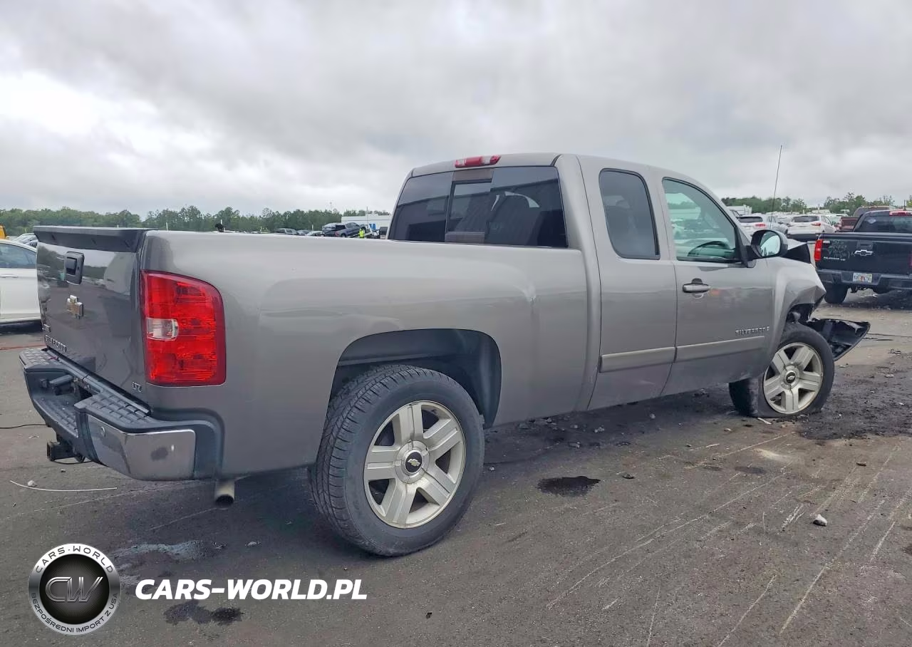 2007 Chevrolet Silverado C1500 VIN:1GCEC19017Z511650 - 3