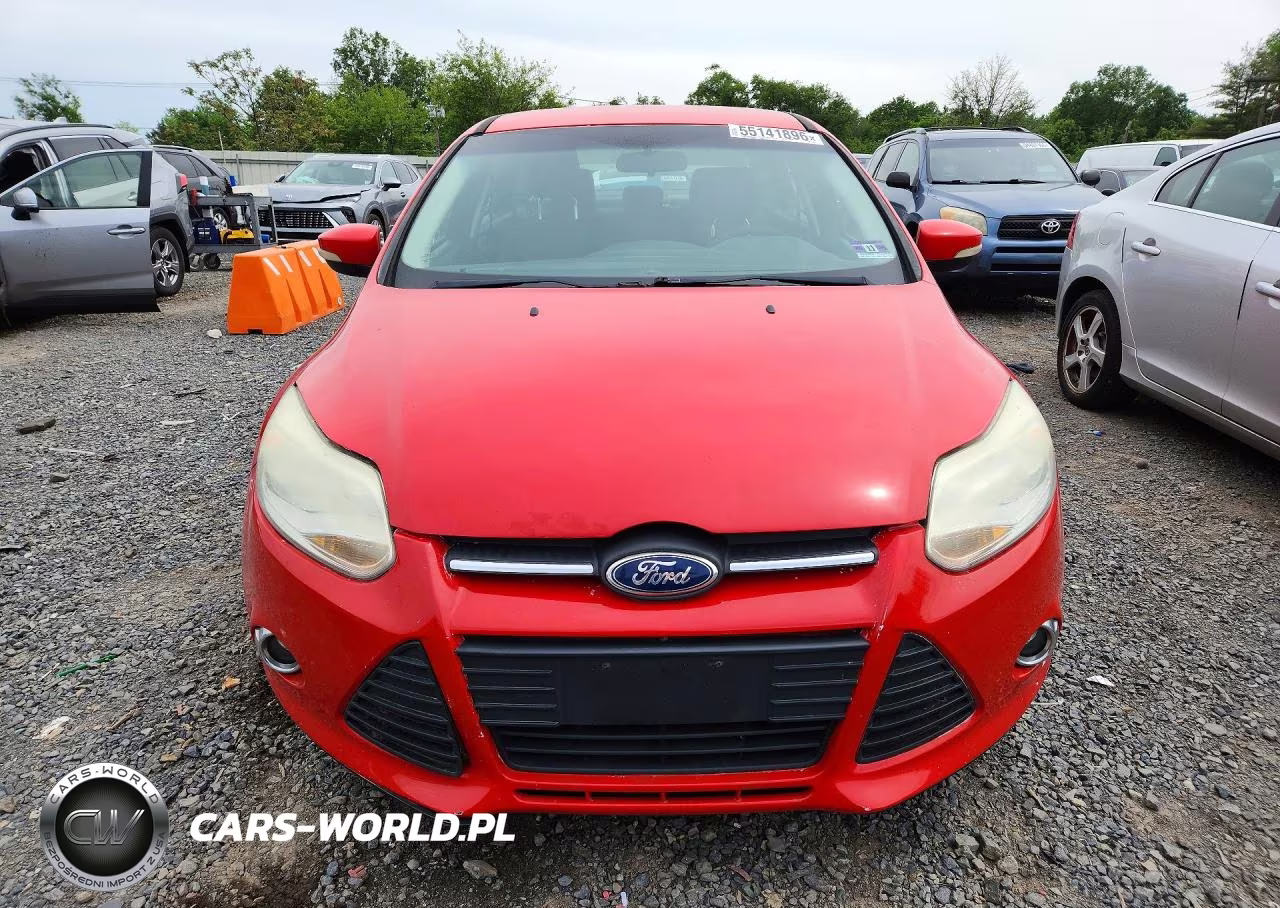 2012 Ford Focus Se VIN:1FAHP3F23CL276268 - 5