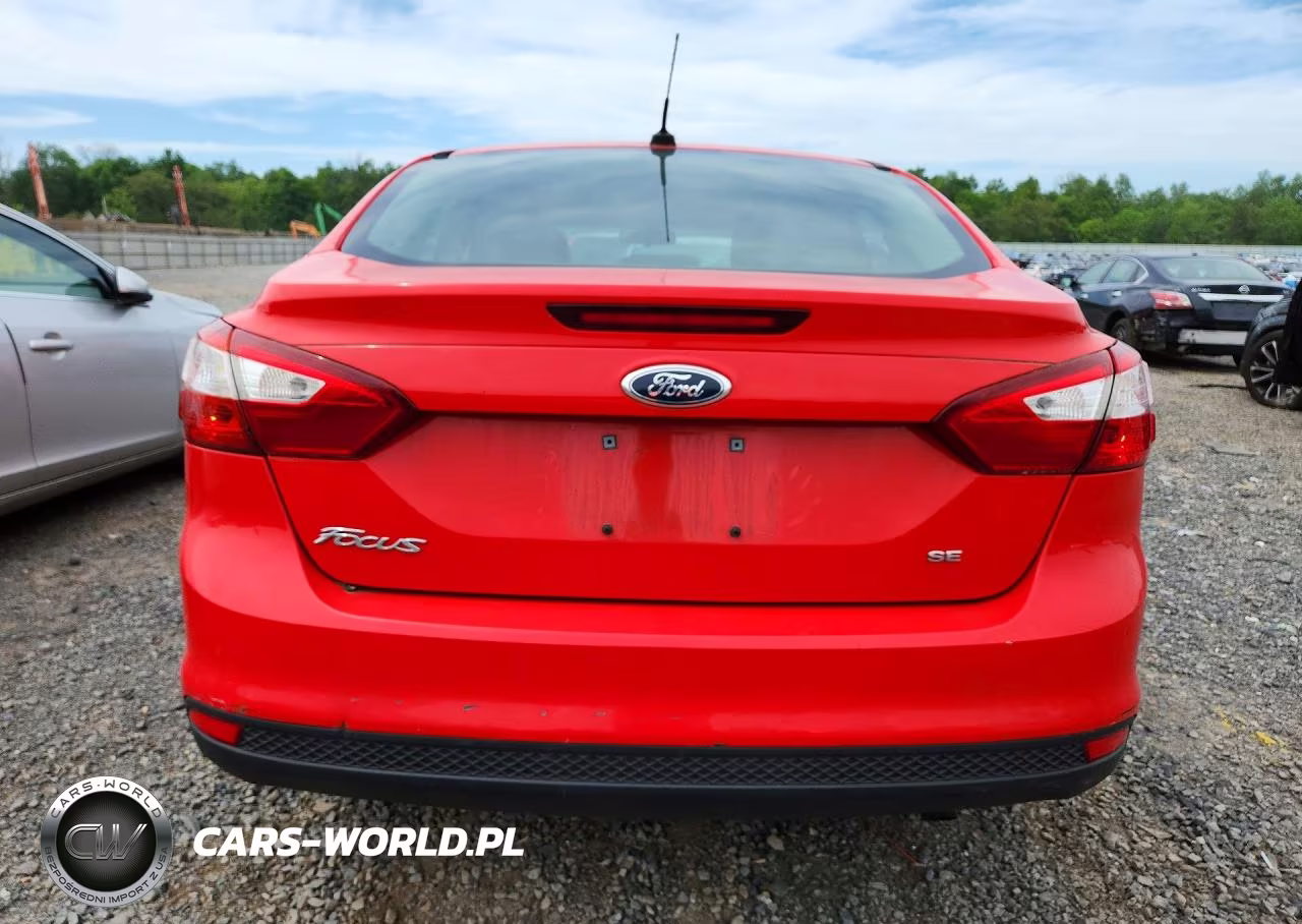 2012 Ford Focus Se VIN:1FAHP3F23CL276268 - 6
