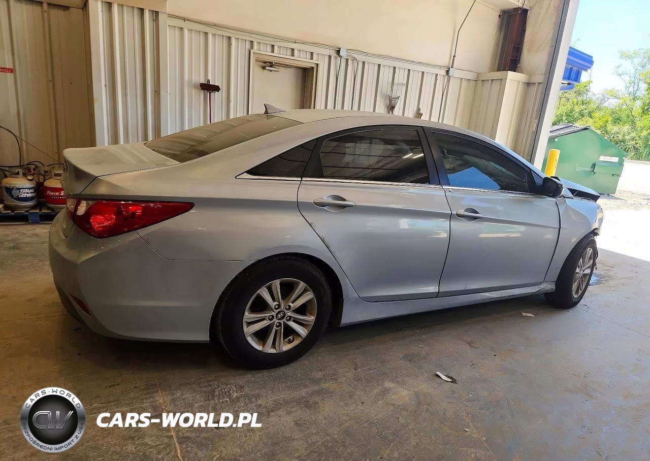 2014 Hyundai Sonata Gls VIN:5NPEB4AC8EH883937 - 3
