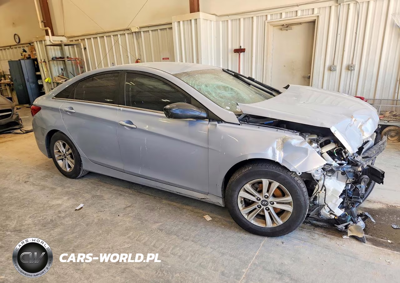 2014 Hyundai Sonata Gls VIN:5NPEB4AC8EH883937 - 4