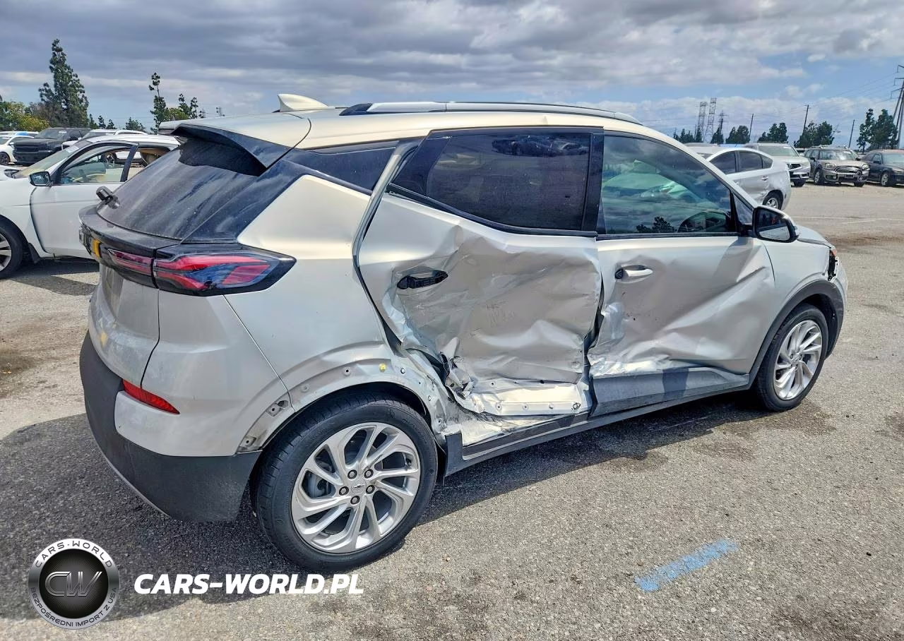 2023 Chevrolet Bolt Euv Lt VIN:1G1FY6S06P4146966 - 3