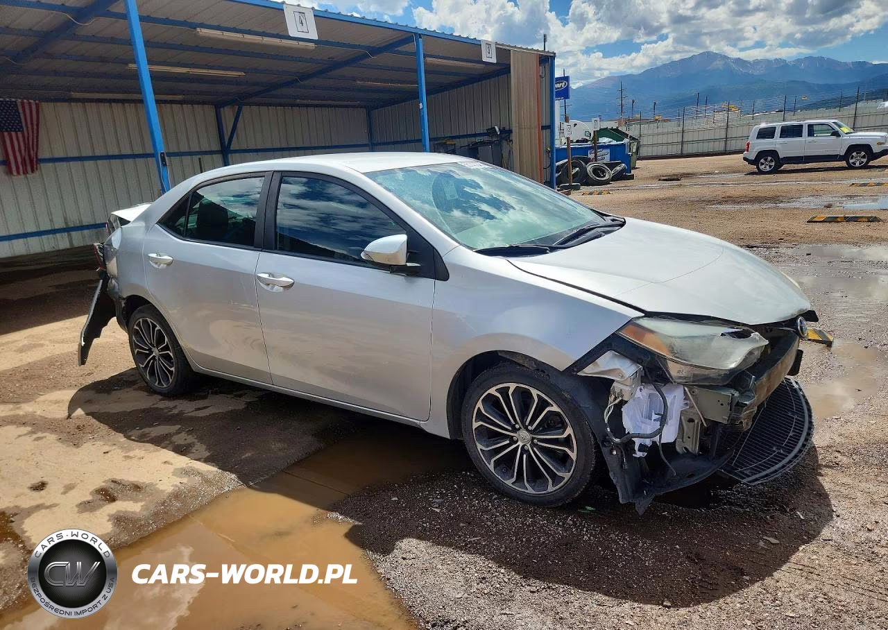 2016 Toyota Corolla S Plus VIN:5YFBURHE3GP393171 - 4