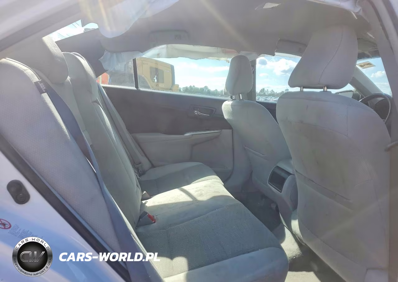 2014 Toyota Camry Hybrid Le VIN:4T1BD1FK1EU118551 - 10