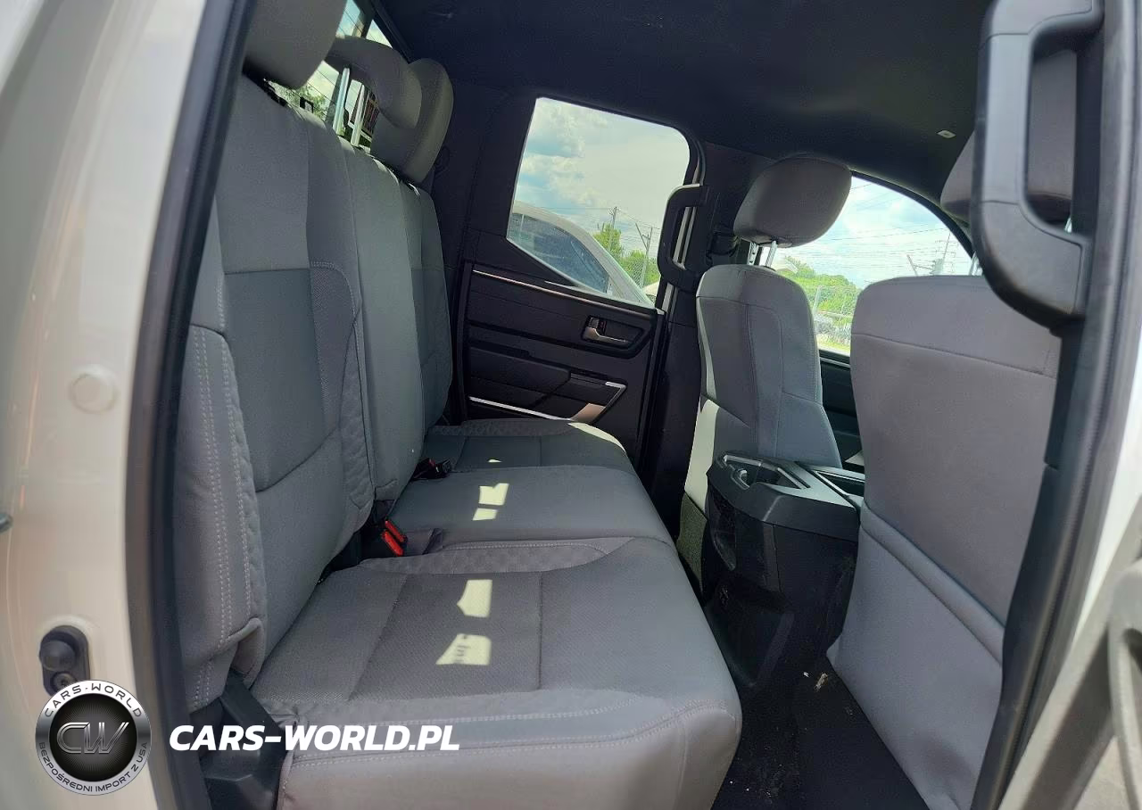 2025 Toyota Tundra Sr5 VIN:5TFLA5DA1SX293055 - 10