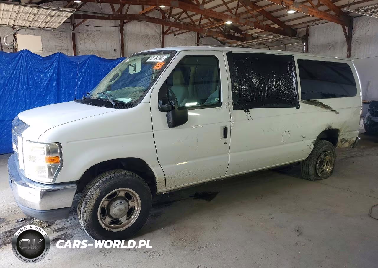2010 Ford Econoline E350 Super Duty Wagon