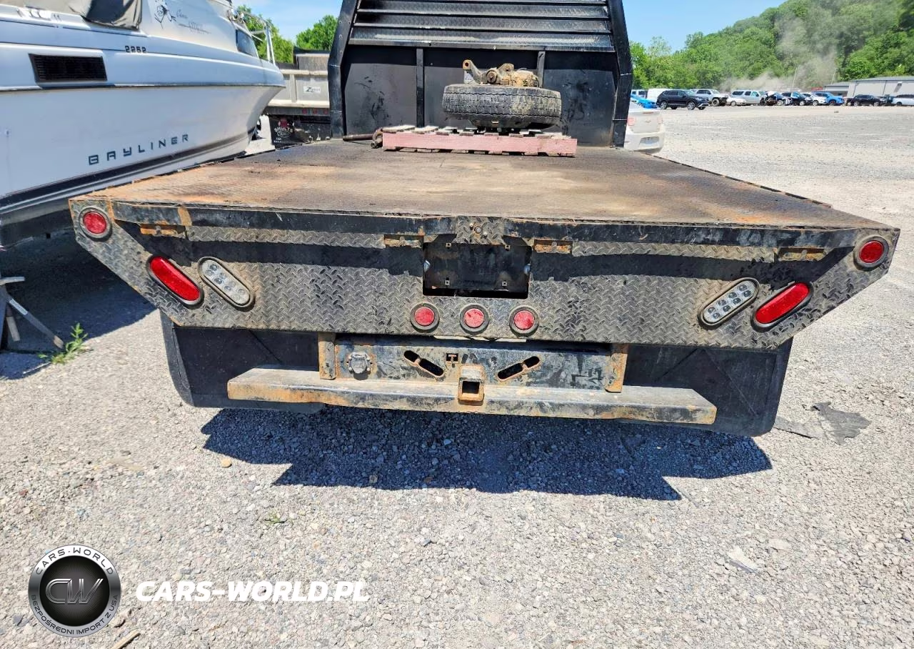 2022 Chevrolet Silverado Medium Duty VIN:1HTKJPVM3NH686203 - 10