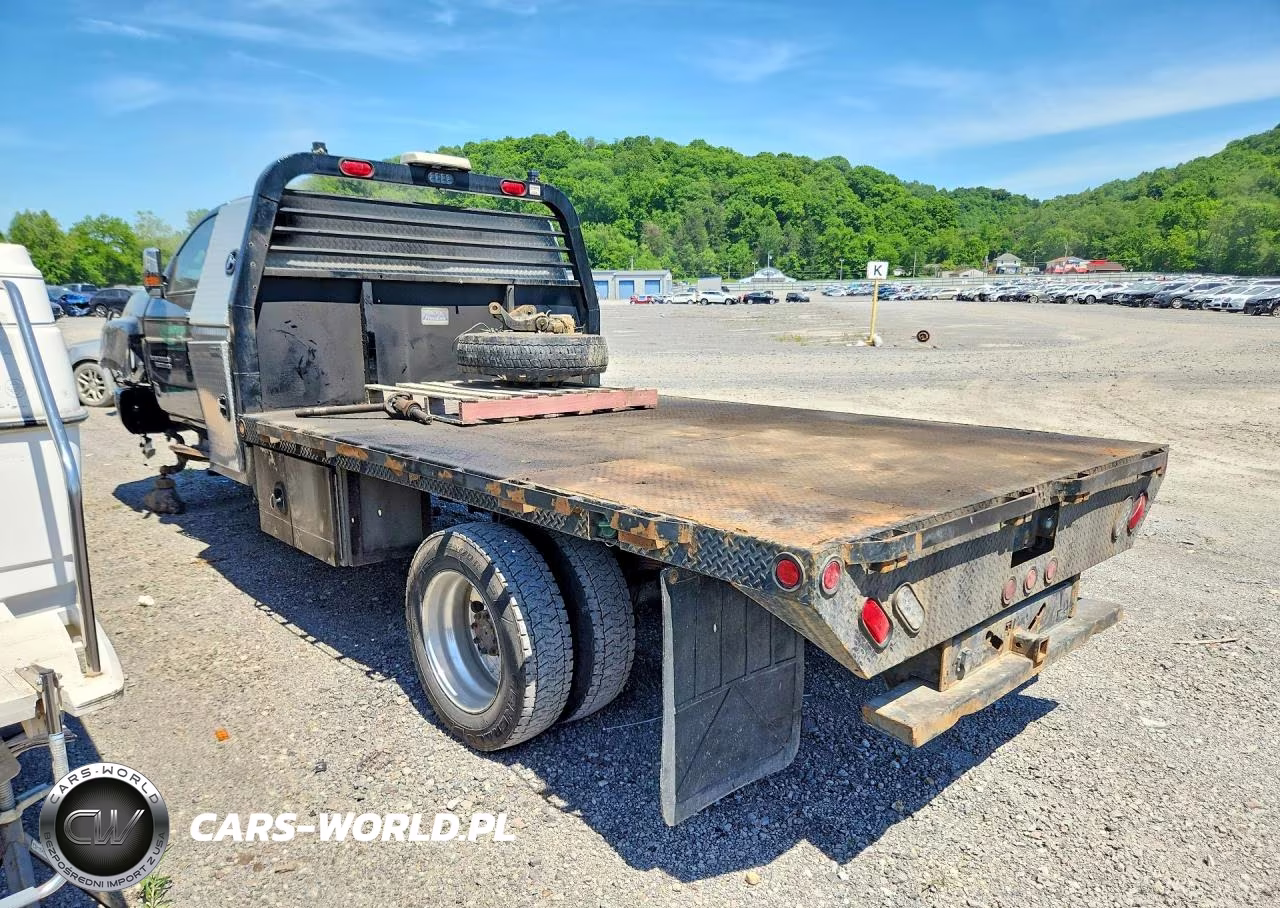 2022 Chevrolet Silverado Medium Duty VIN:1HTKJPVM3NH686203 - 2