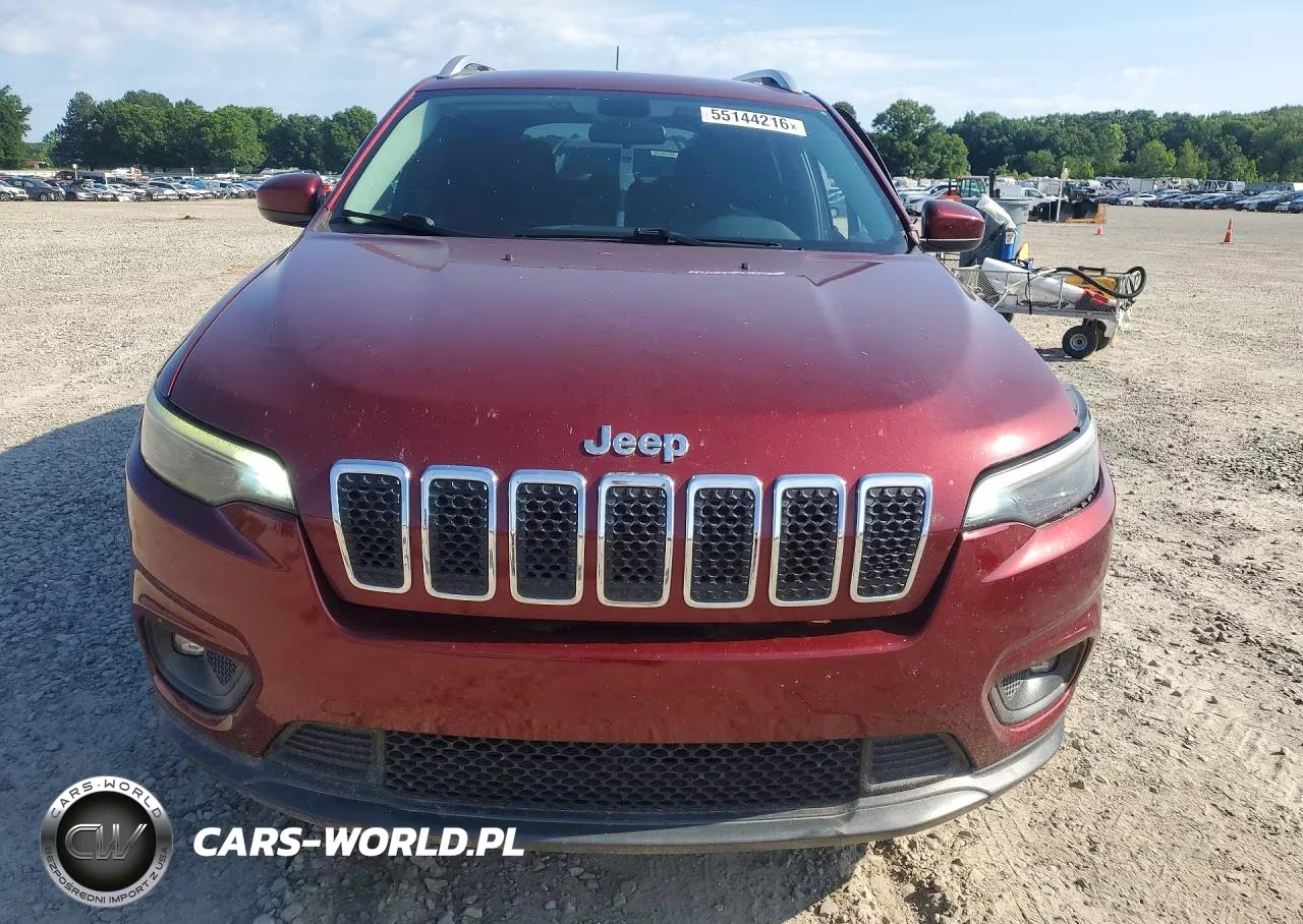 2019 Jeep Cherokee Latitude VIN:1C4PJLCB5KD327502 - 5