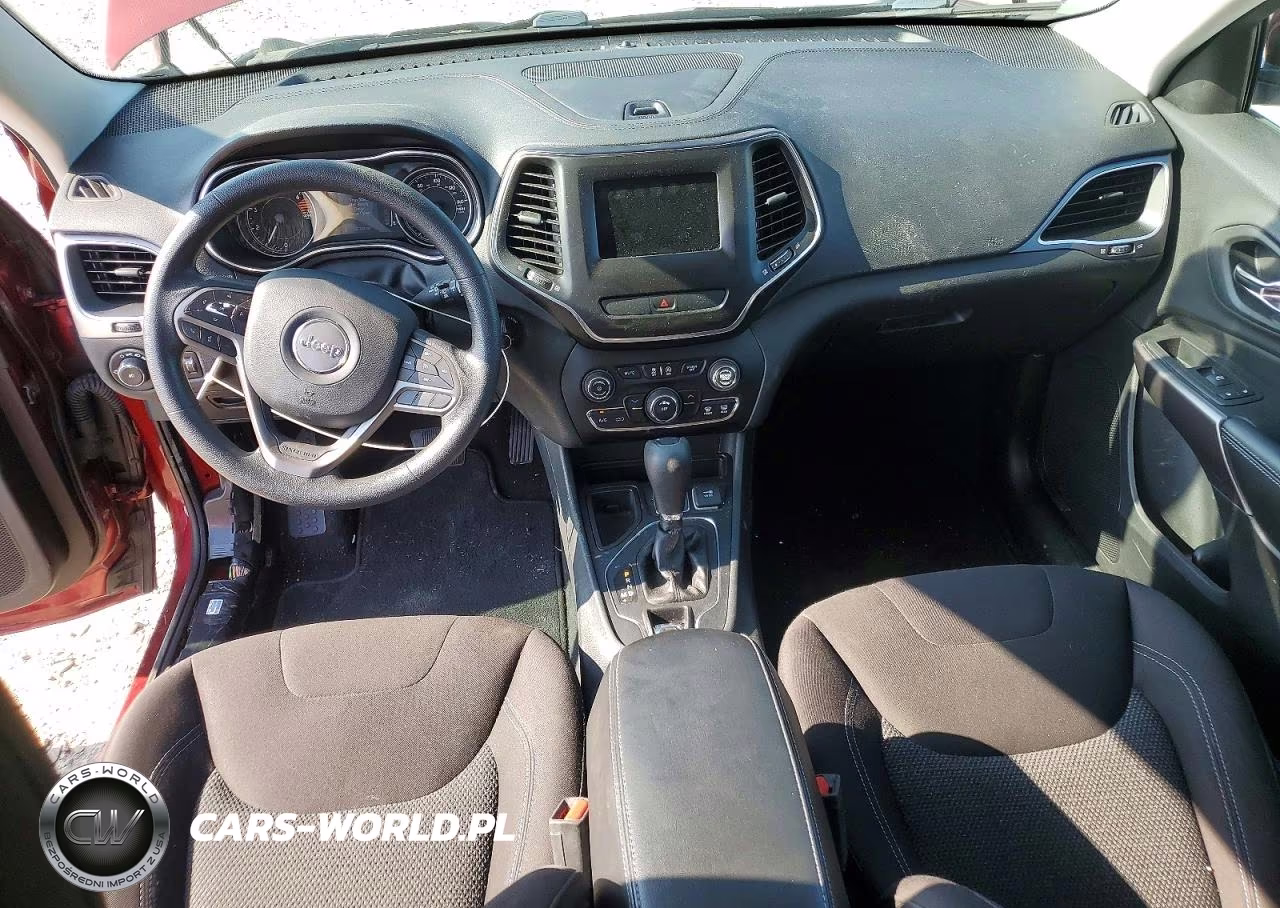 2019 Jeep Cherokee Latitude VIN:1C4PJLCB5KD327502 - 8