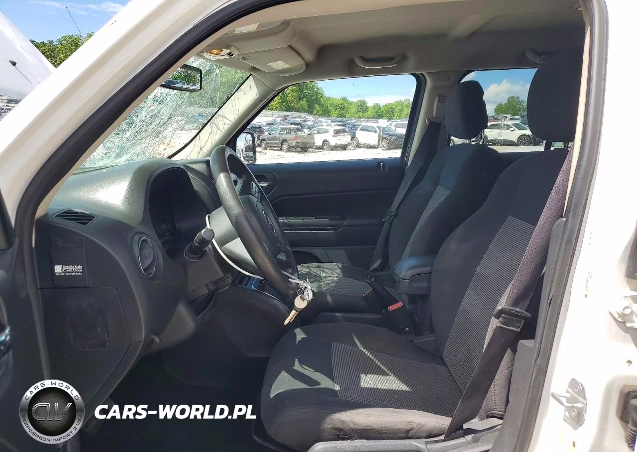 2012 Jeep Patriot Sport VIN:1C4NJRBB0CD584595 - 7