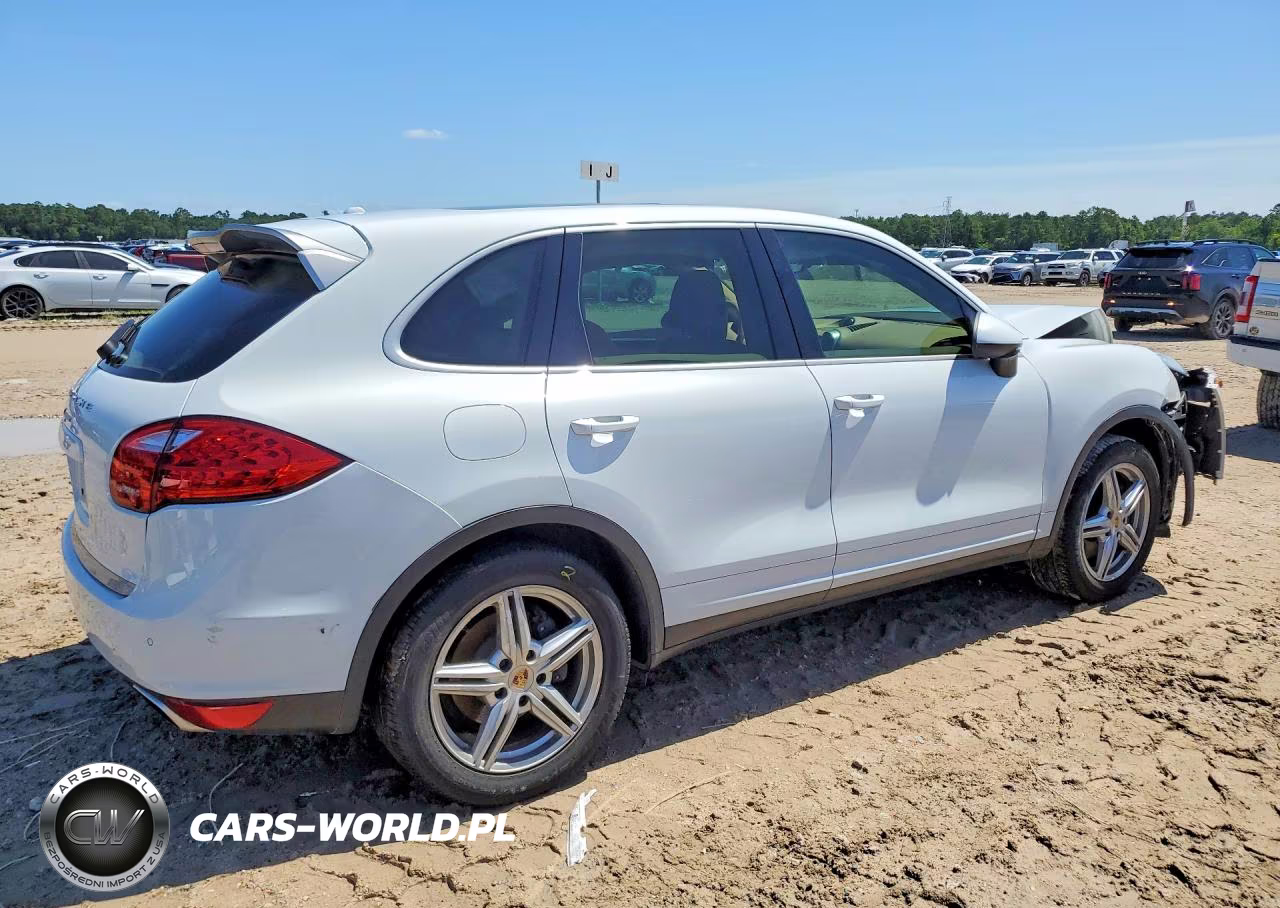 2014 Porsche Cayenne VIN:WP1AA2A23ELA95915 - 3