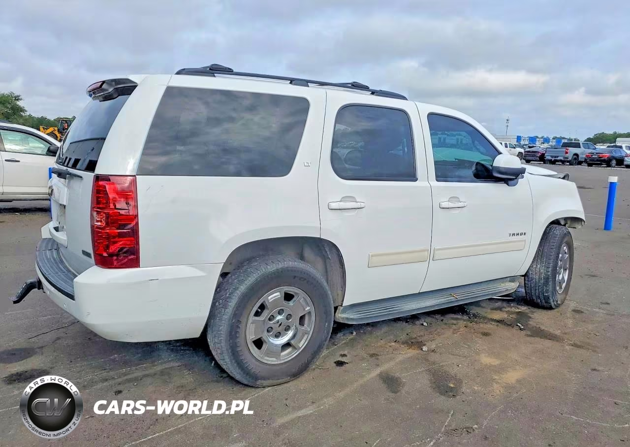 2010 Chevrolet Tahoe C1500 Lt VIN:1GNMCBE36AR129923 - 3