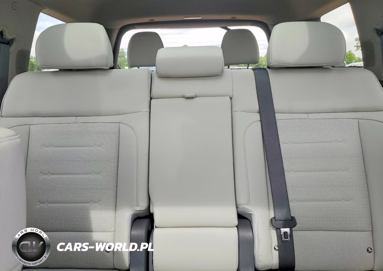 2024 Hyundai Santa Fe Limited VIN:5NMP44GL6RH064776 - 10