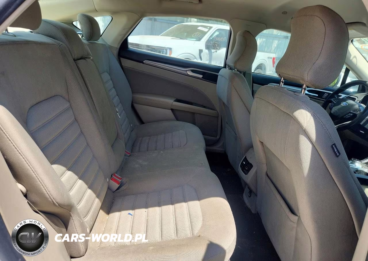 2019 Ford Fusion Se VIN:3FA6P0LUXKR168936 - 10