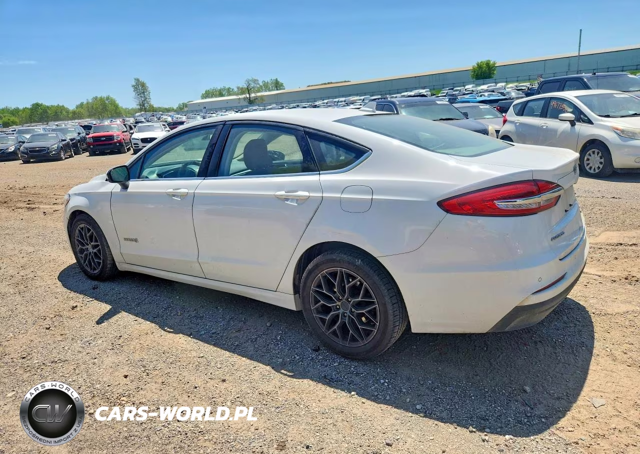 2019 Ford Fusion Se VIN:3FA6P0LUXKR168936 - 2