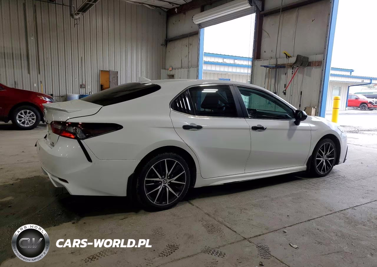 2024 Toyota Camry Hybrid Se VIN:4T1G31AK3RU621634 - 3
