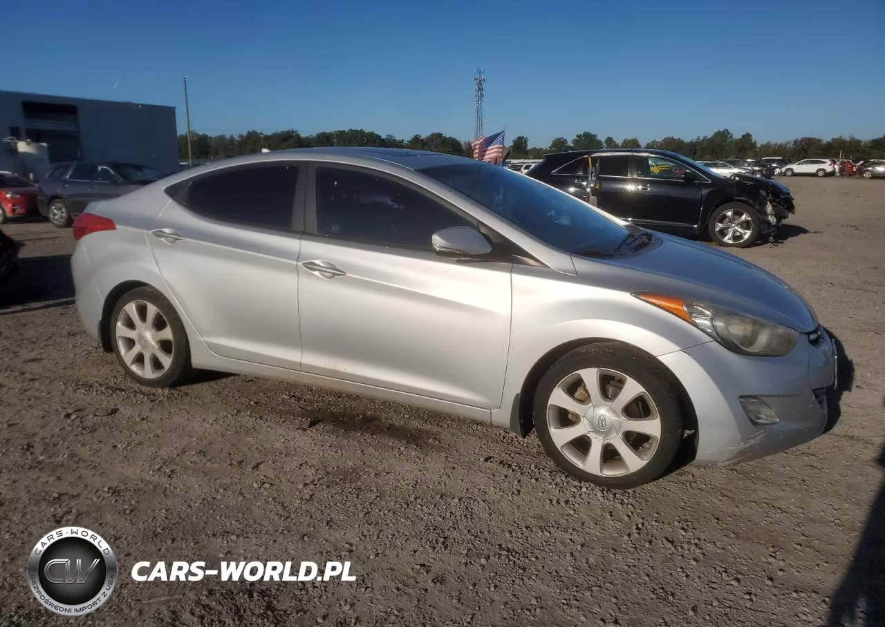 2012 Hyundai Elantra VIN:KMHDH4AE3CU315279 - 4