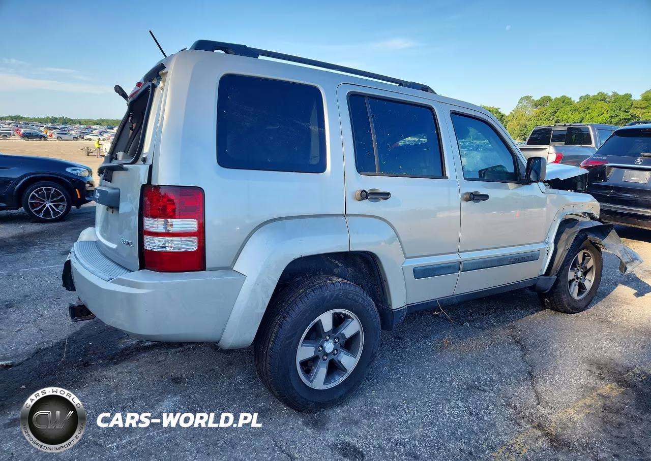 2008 Jeep Liberty Sport VIN:1J8GN28K48W277656 - 3