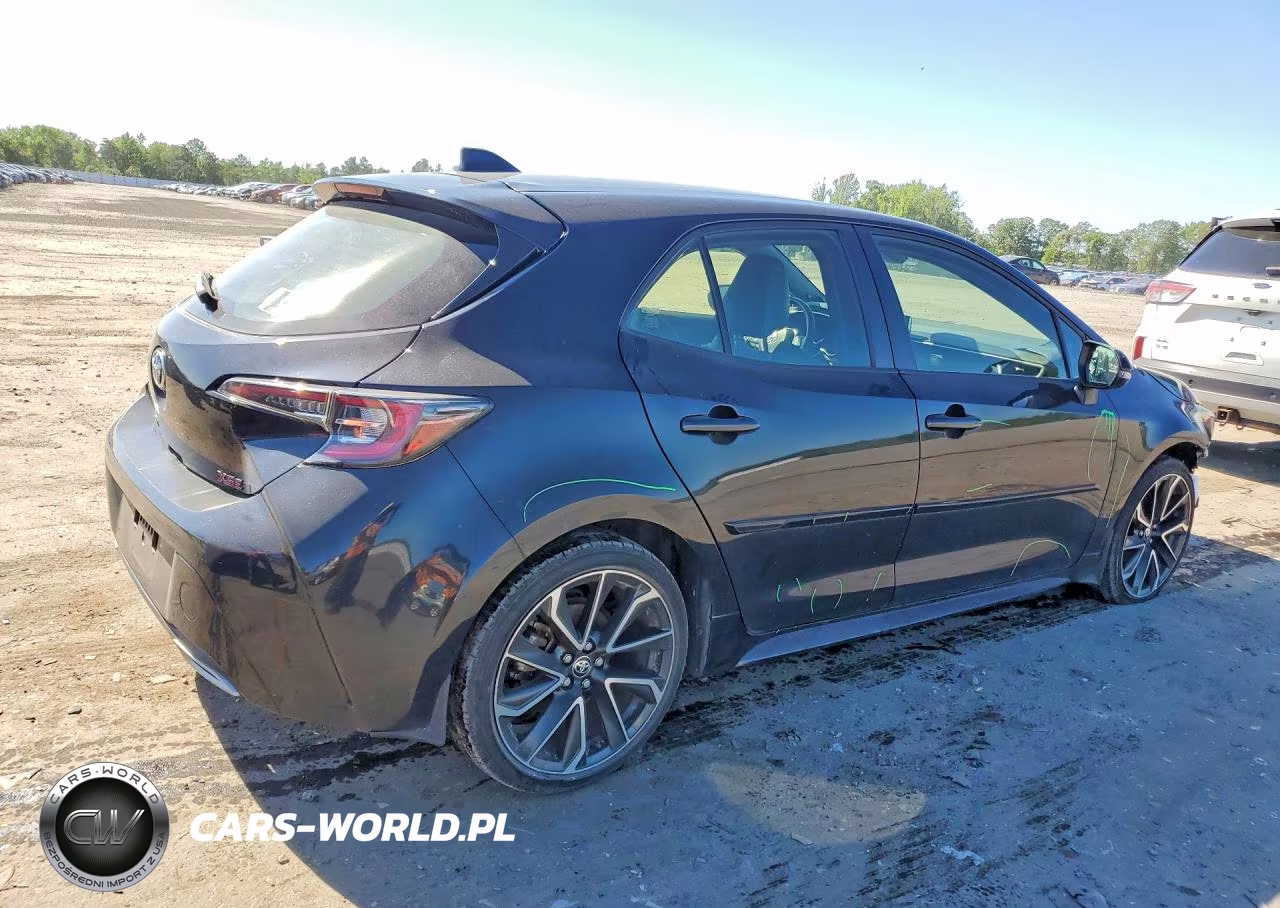 2021 Toyota Corolla Xse VIN:JTNC4MBEXM3121233 - 3