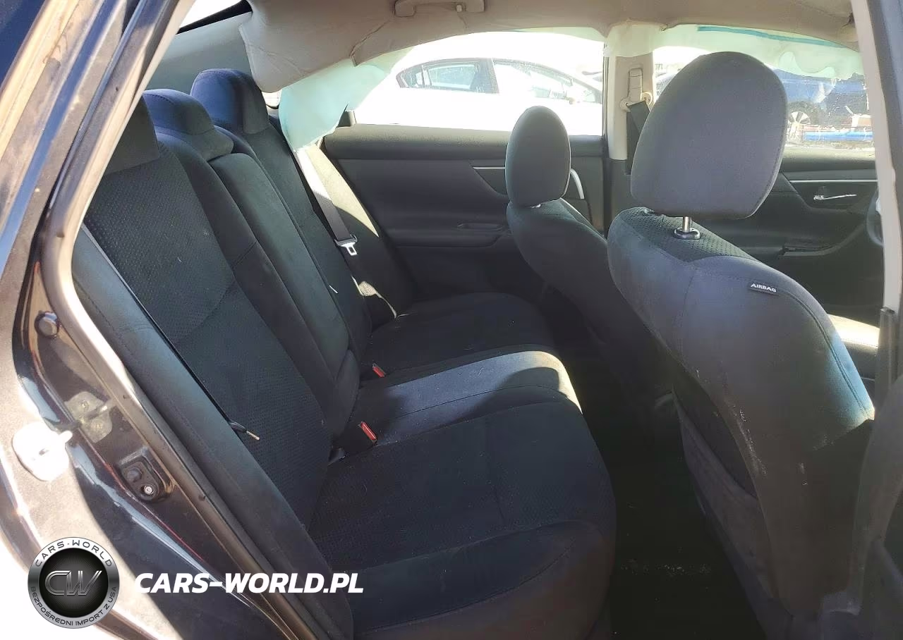 2015 Nissan Altima 2.5 S VIN:1N4AL3AP1FN886971 - 10