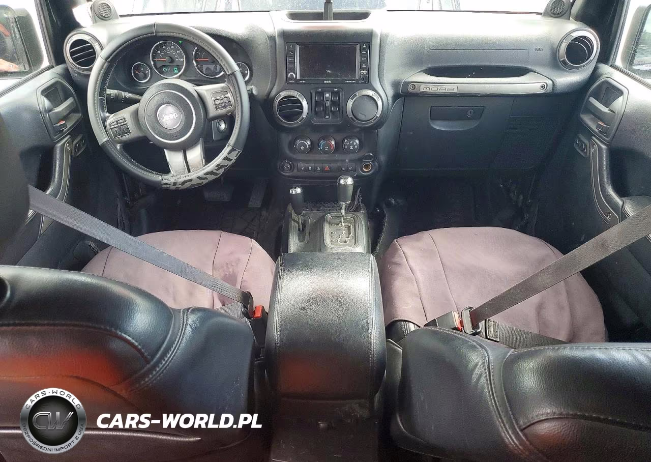 2013 Jeep Wrangler Unlimited Sahara VIN:1C4BJWEG0DL601136 - 8
