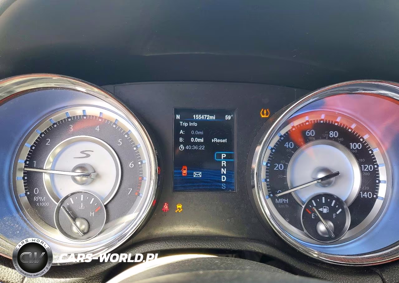 2014 Chrysler 300 S VIN:2C3CCABG5EH296838 - 9