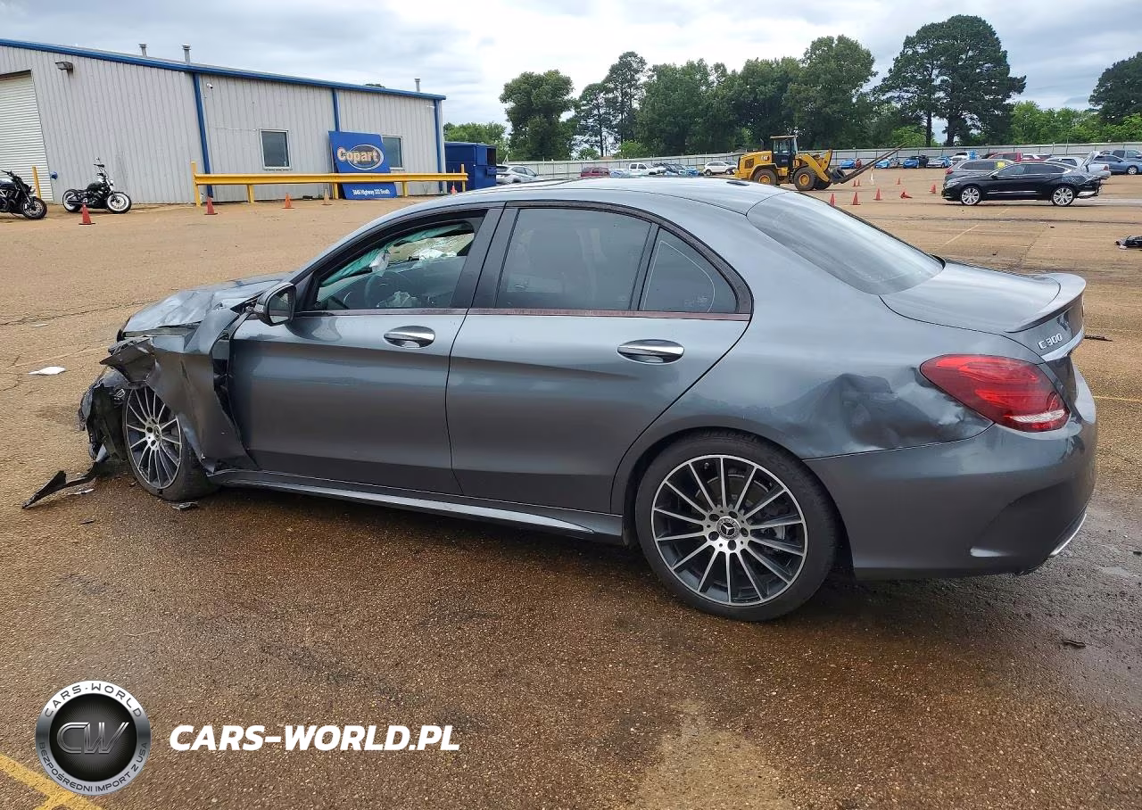 2018 Mercedes-Benz C 300 VIN:55SWF4JB3JU253508 - 2