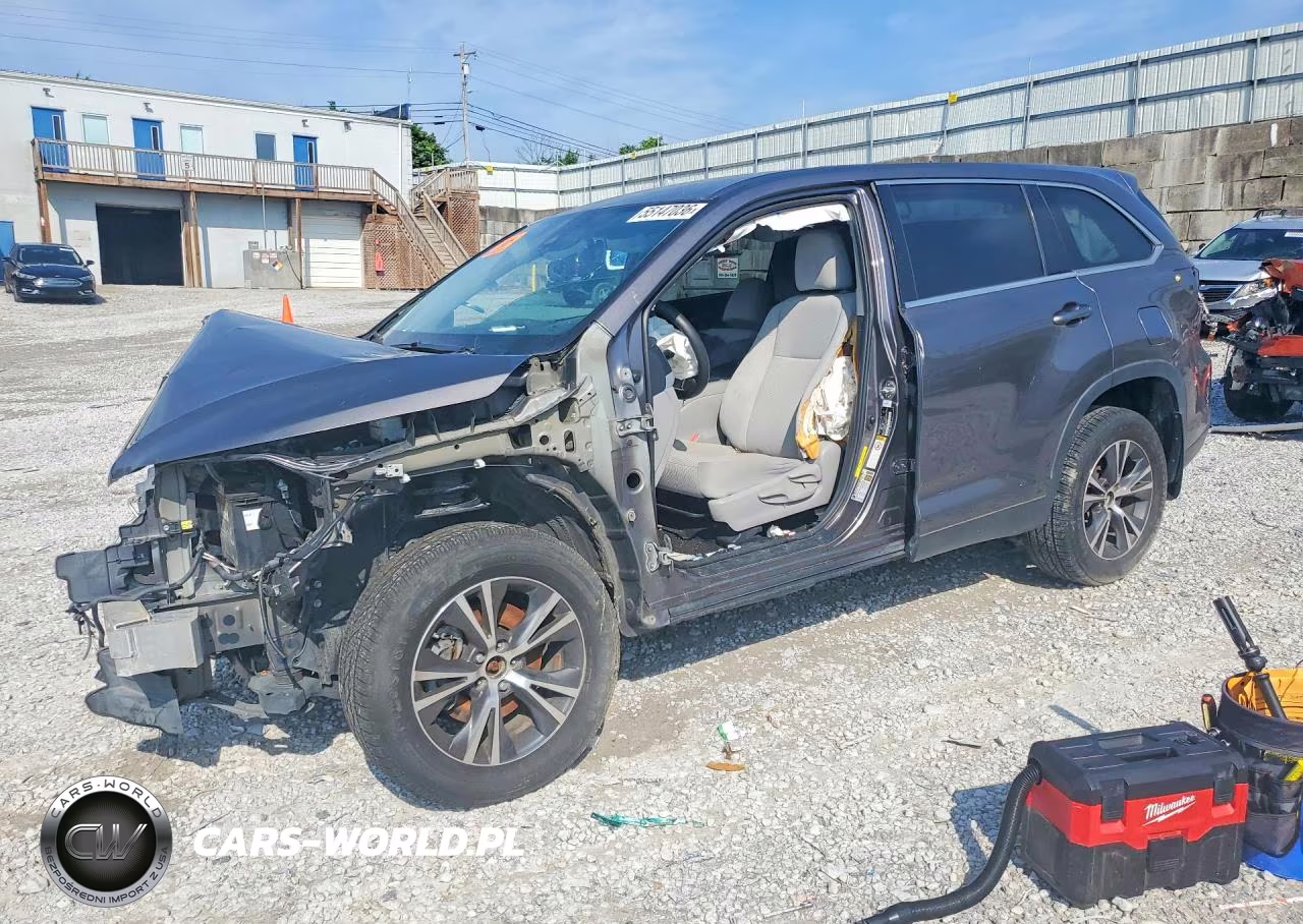 2019 Toyota Highlander Le